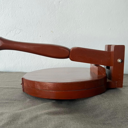 wooden roti maker